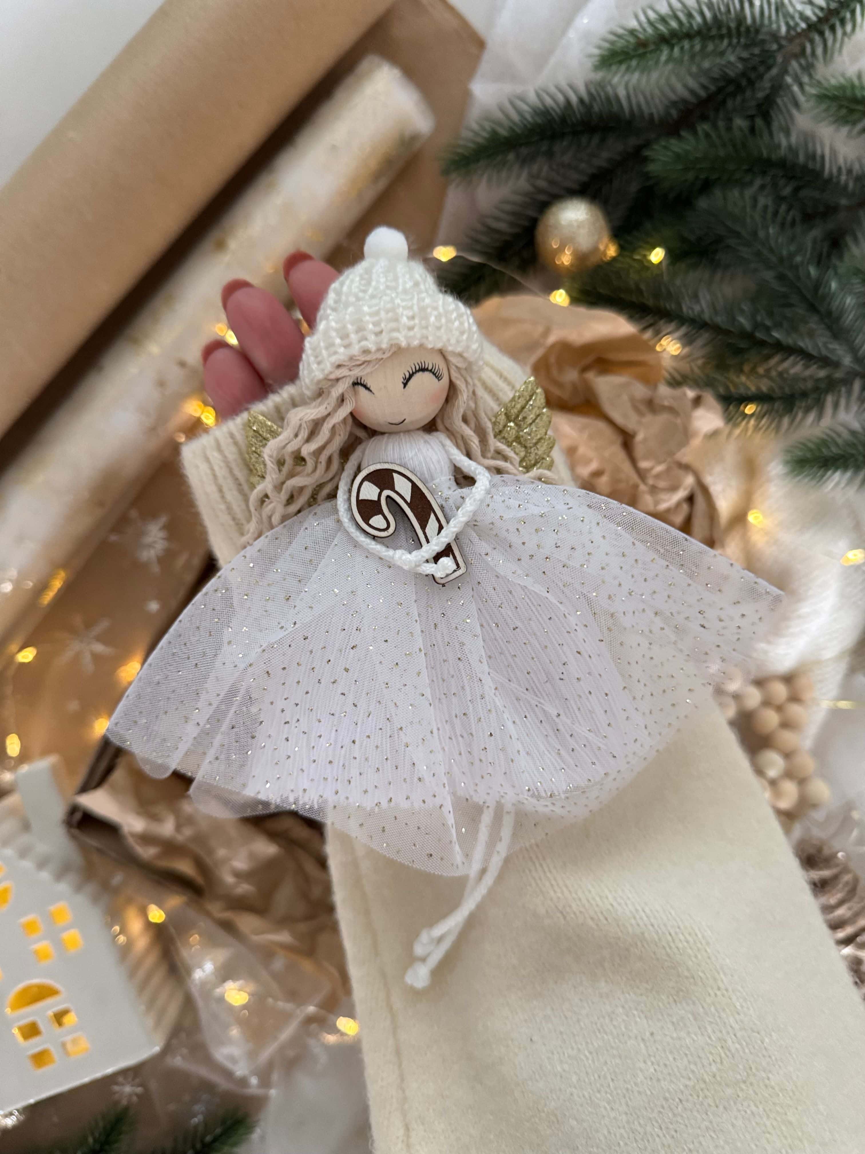 ANIOŁEK NA CHOINKĘ BIAŁY